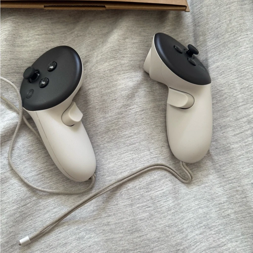 Meta Quest 3S VR Headset